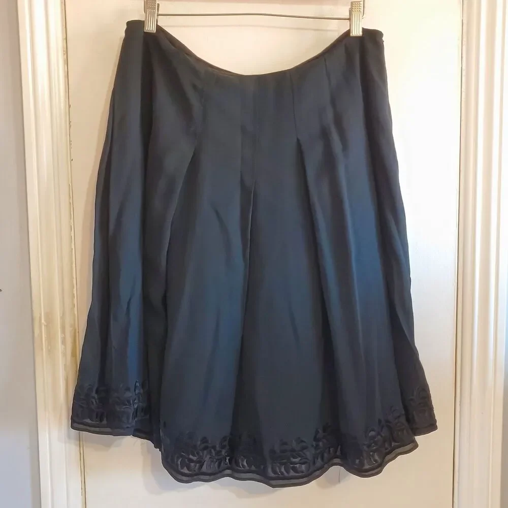 Realities 100% Silk Midi Pleated Skirt Embroidered Hem Whimsigoth Witchy Size 14